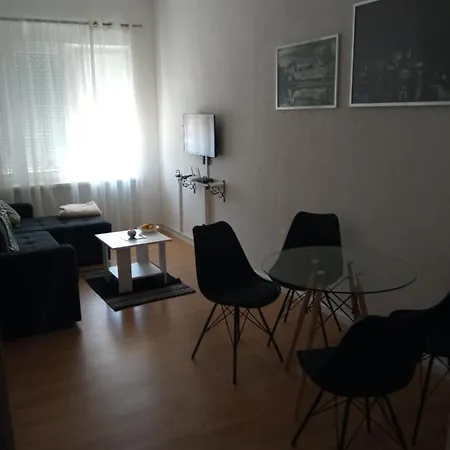 Stan U Strogom Centru * Banja Luka
